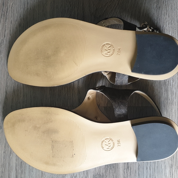 Authentic MICHAEL MICHAEL KORSLogo Plaque Sandal sz 7.5 - Picture 14 of 15